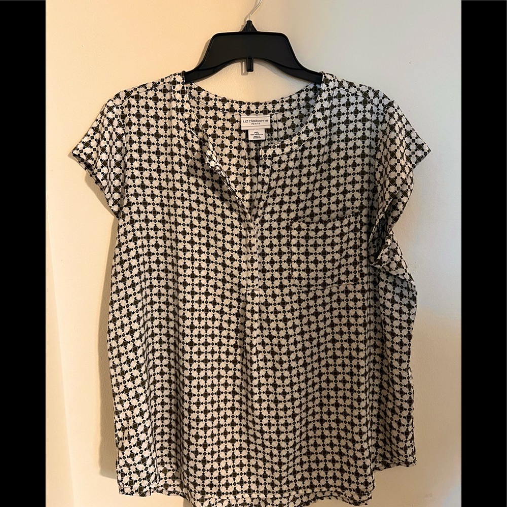 Liz Claiborne cream/dark green and black colored blouse